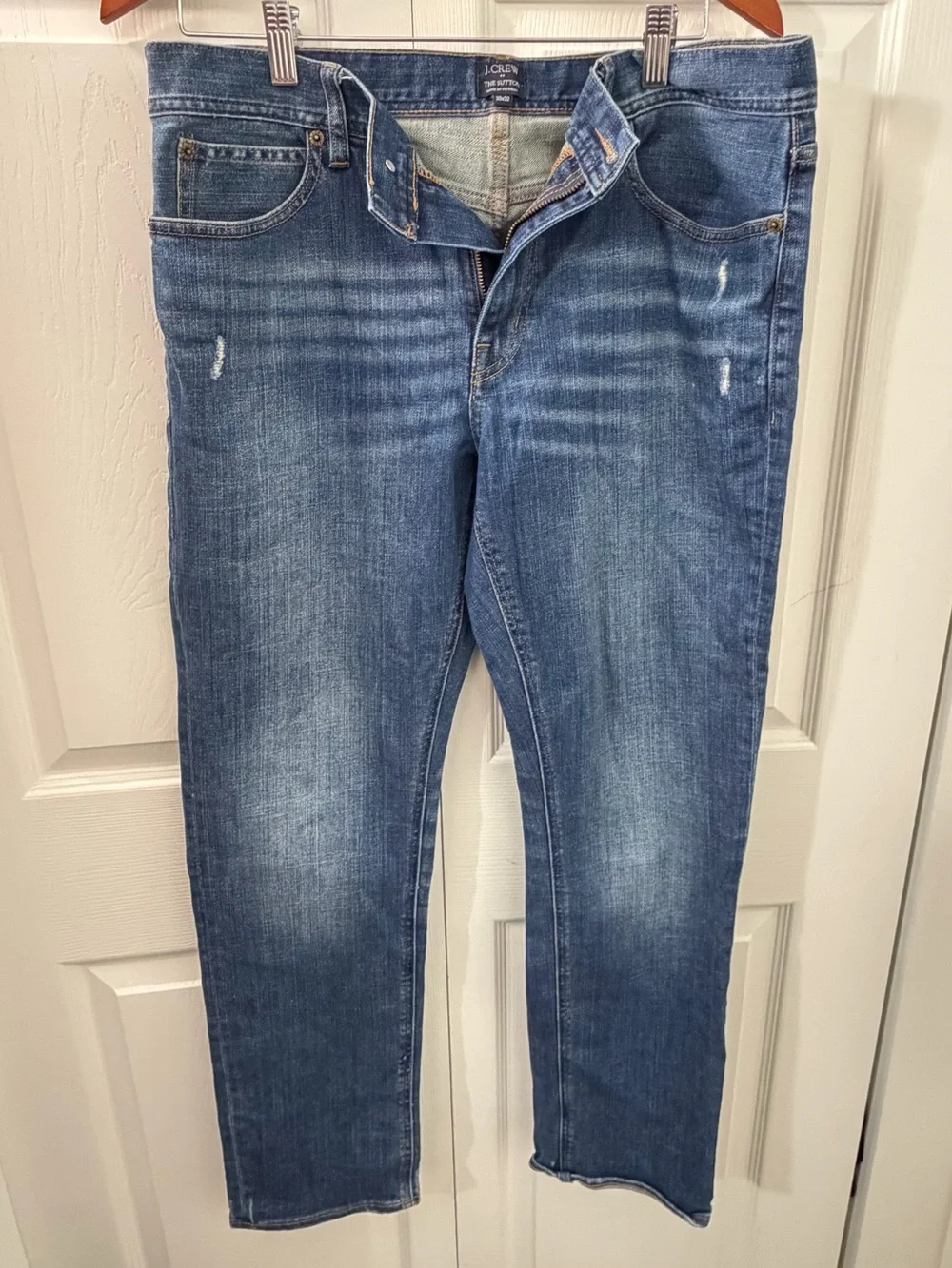 J.Crew The Sutton Jeans Mens 33x32 Slim Straight Stretch Distressed Medium Wash